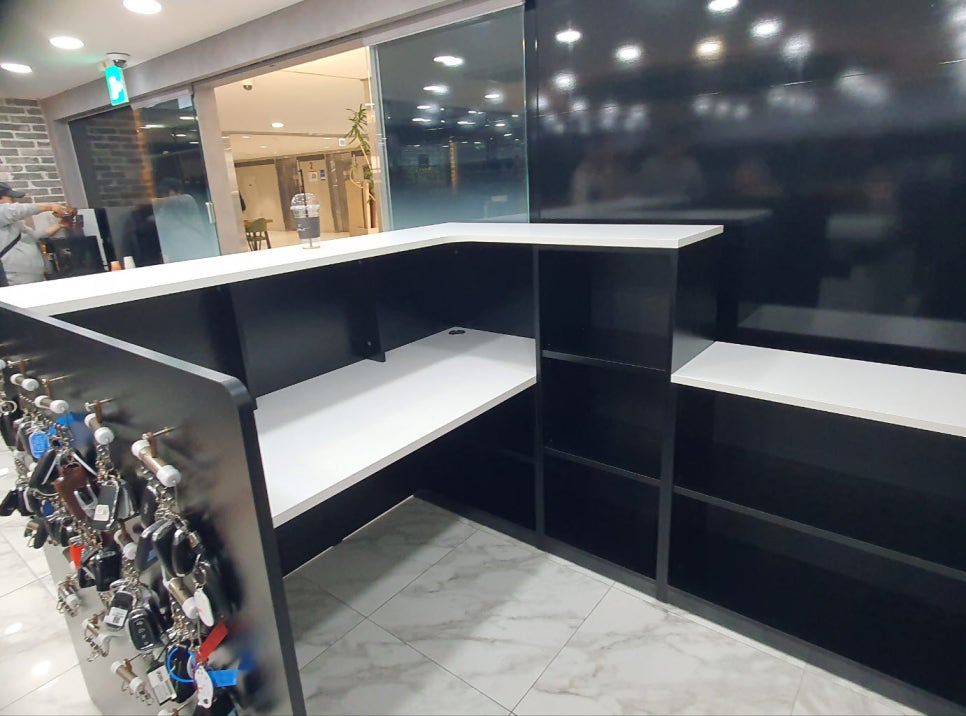 맞춤제작 주문 카운터 인포데스크 상담데스크