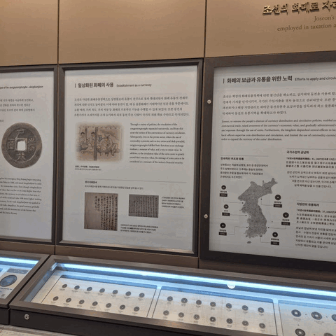 맞춤제작 붙박이 철제 액자 전시 진열장
