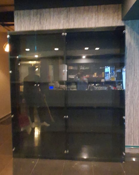 양주 주류 진열장