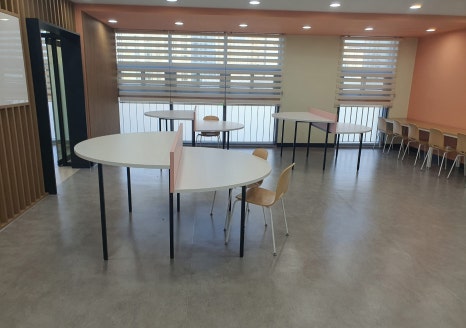 맞춤제작 계단형 상판 원형테이블