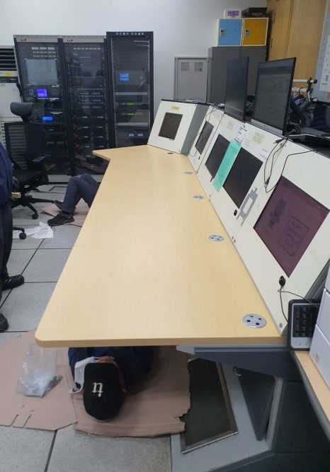 상황실 콘솔상판