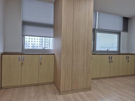 맞춤제작 붙박이 여닫이 도어 수납장