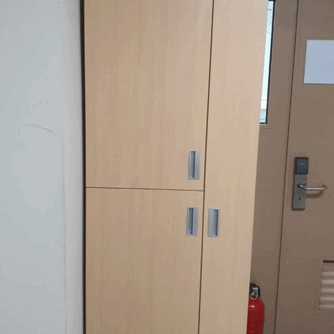 다용도 공용 옷장겸 서류장