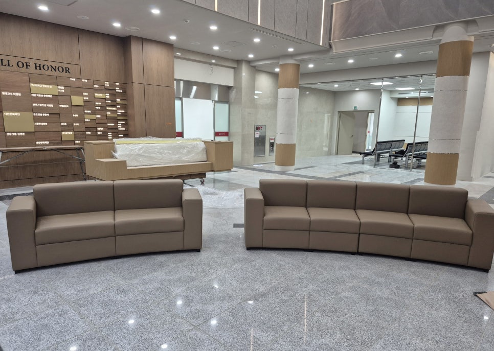 드라마  촬영장 세트장 라운드 로비 대기용 쇼파