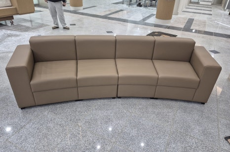 드라마  촬영장 세트장 라운드 로비 대기용 쇼파