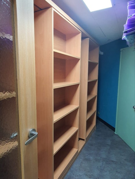 이동식 슬라이딩 서가 붙박이