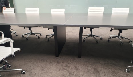 빅사이즈 하부 철제 박스형 대회의실 연결테이블